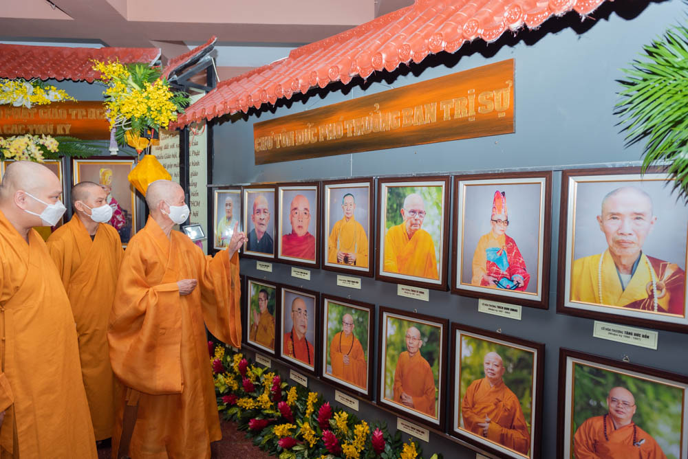 Triển lãm ảnh thành tựu 40 năm của Phật giáo TP.HCM