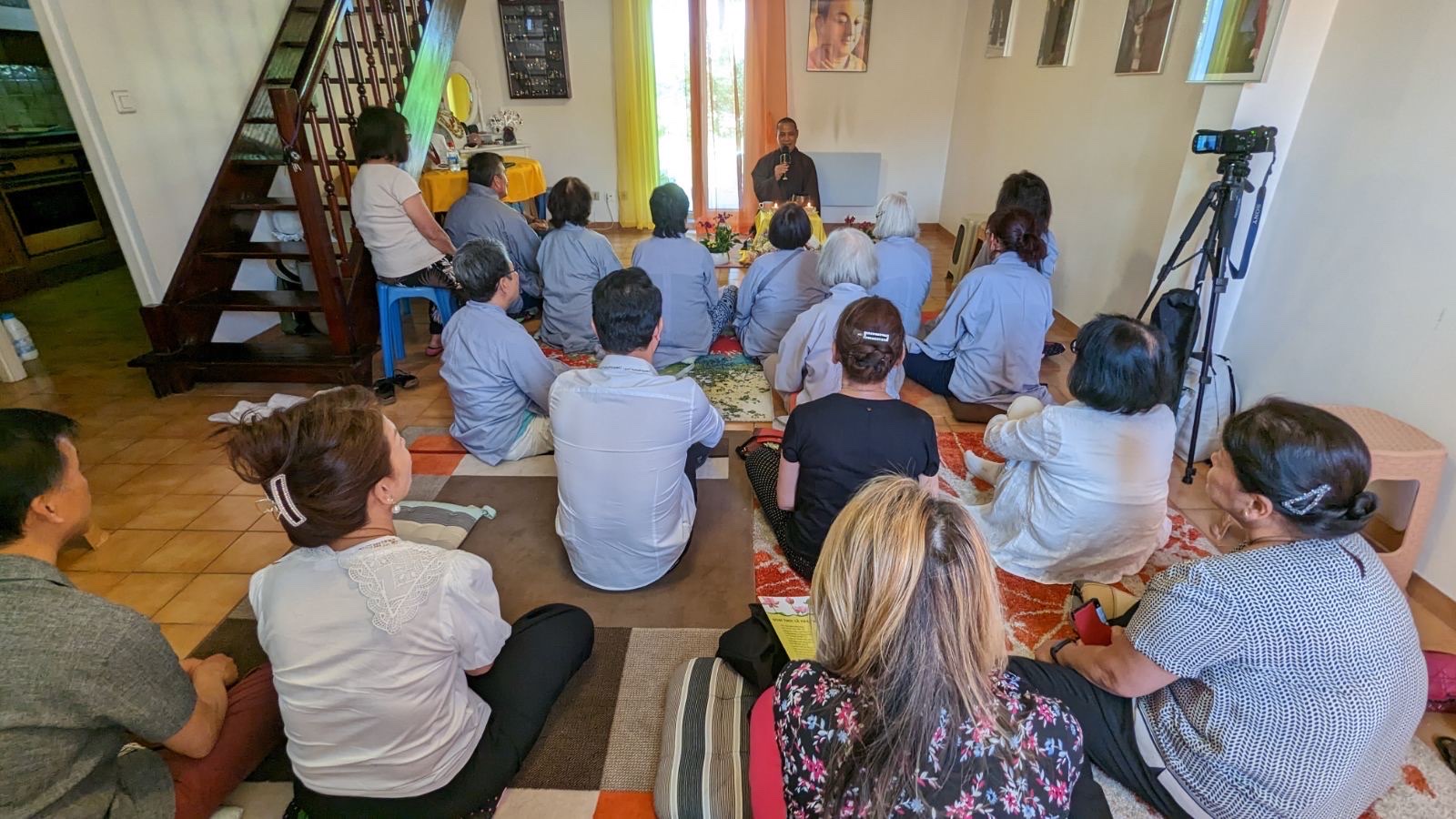 Thầy Trí Chơn thăm cộng đồng Phật tử tại Villiers le Bel - Cộng hòa Pháp