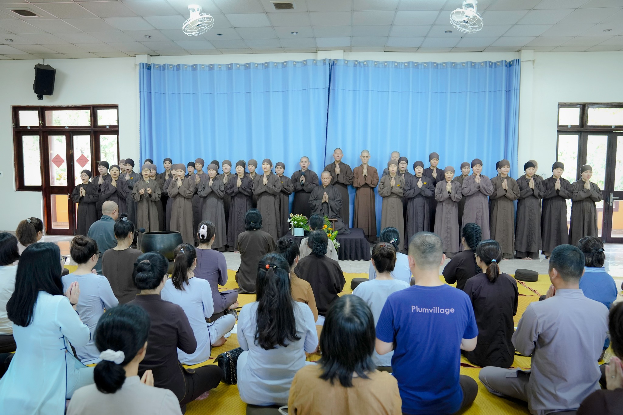 Pháp thoại “Giáo dục bằng tình thương” tại Ni xá Diệu Trạm, Huế