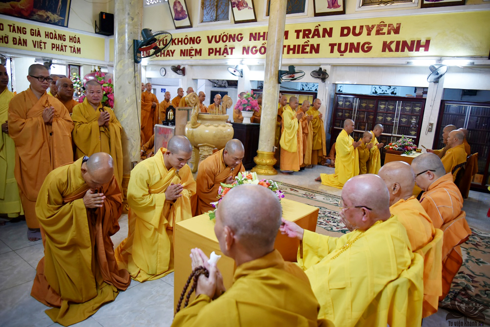 Phật giáo Quận 12 tác pháp đối thú An cư